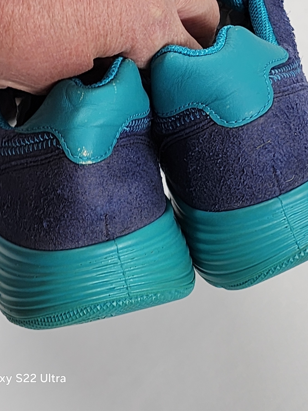 Comfortable Women's Navy and Teal Casual Sneakers - Picture 5 of 7